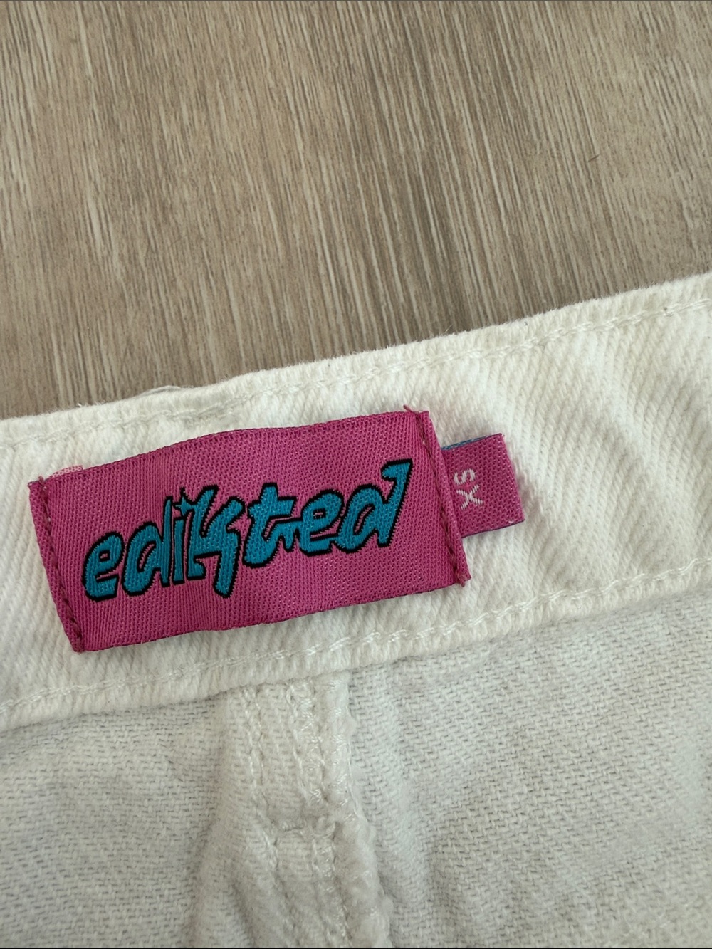 Edikted White High Rise Baggy Jeans XS - Picture 3 of 4